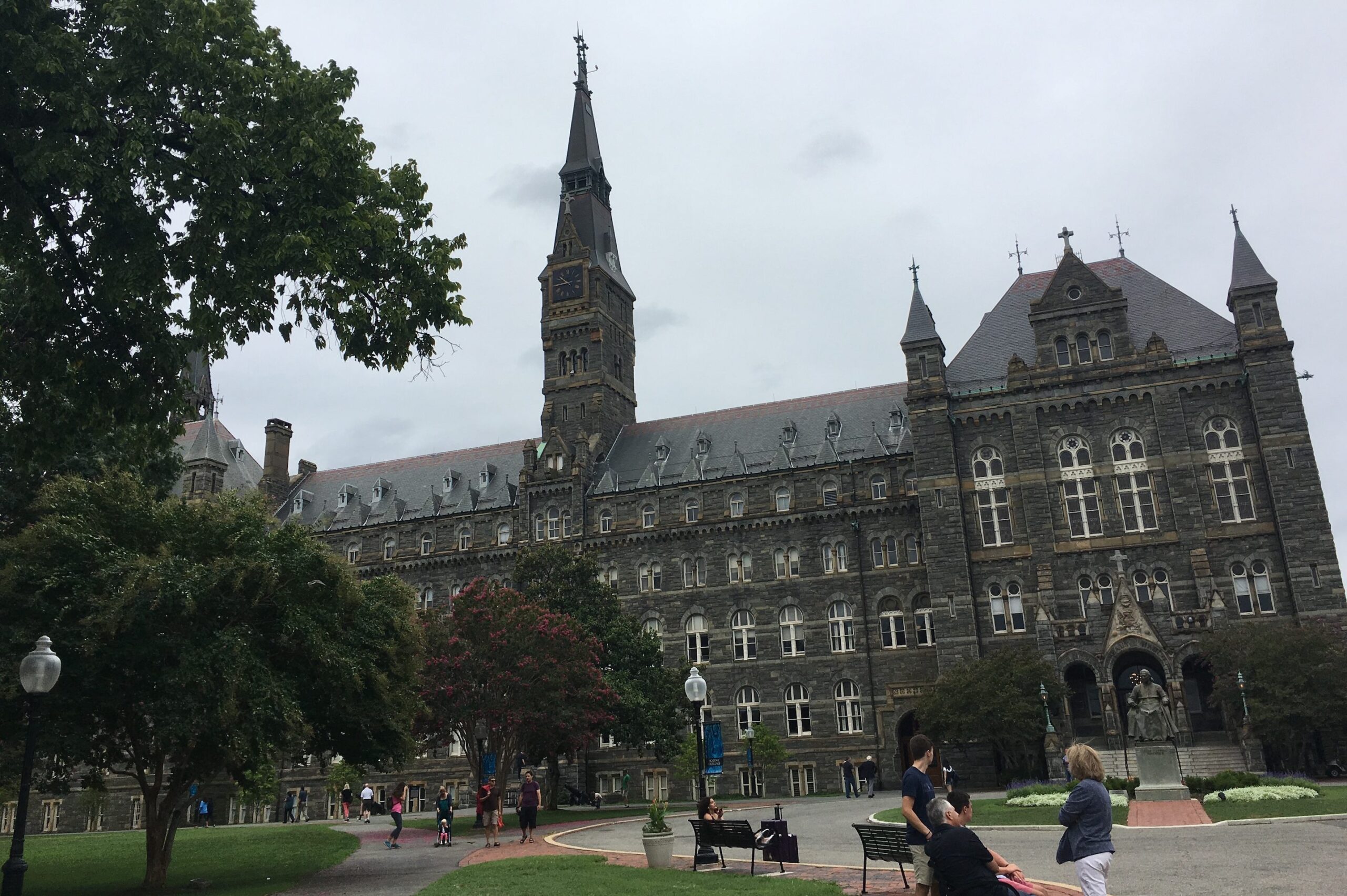 Georgetown Parents Petition To Open Campus For Spring 2021 The 