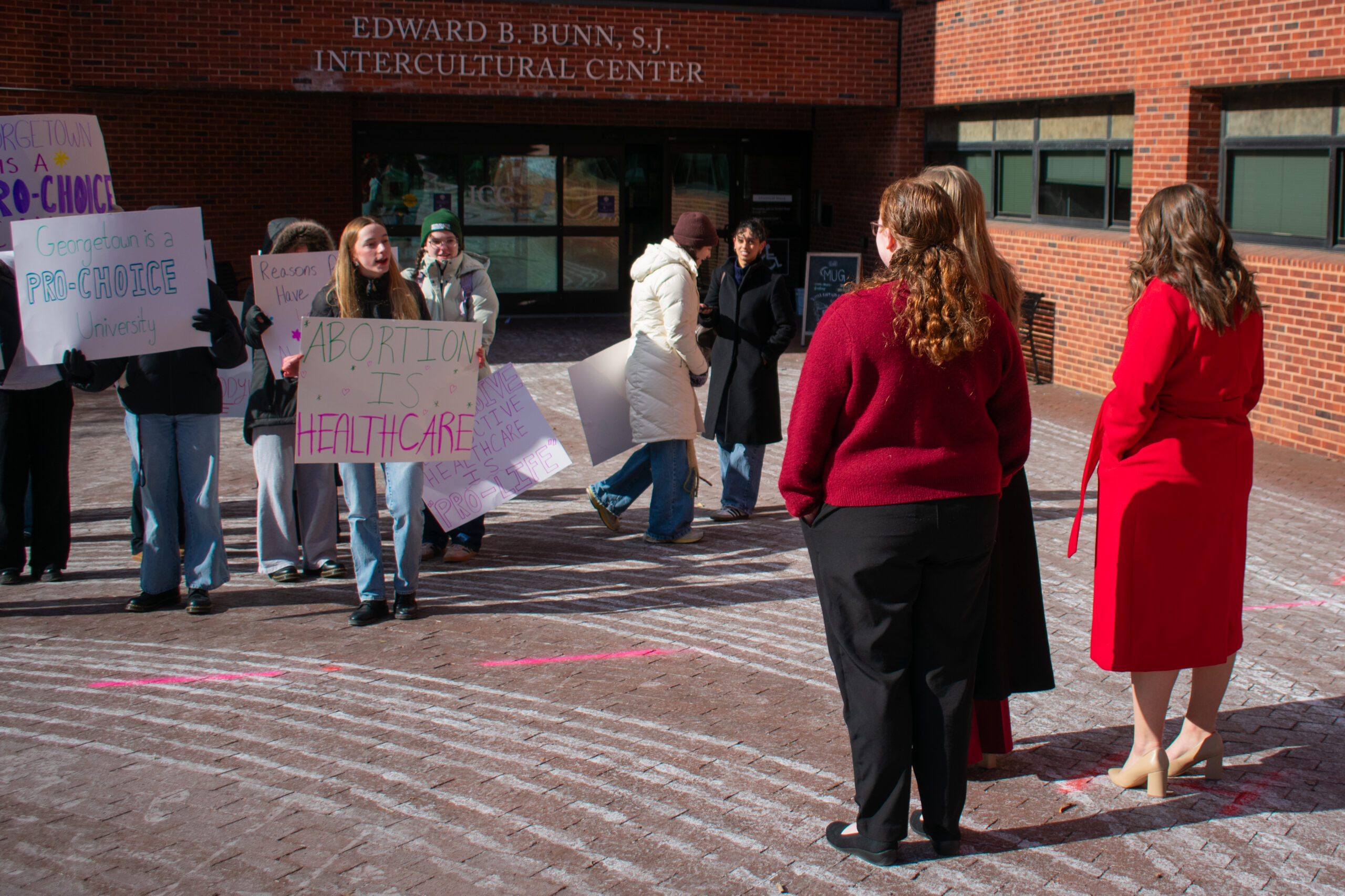 Georgetown hosts “largest student-run pro-life” conference, faces backlash from student protestors